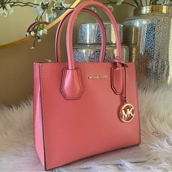 New Michael Kors Mercer medium messenger Bag - Picture 13 of 15